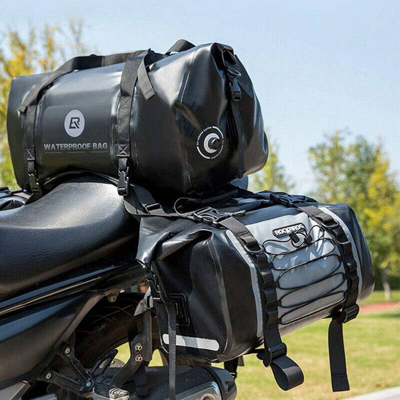 ROCKBROS Motorradtasche 62 Liter wasserdicht, im Einsatz